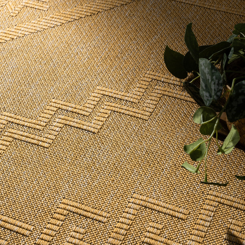 Ebern Designs Daviya Gold Machine Washable Nonskid Rug & Reviews